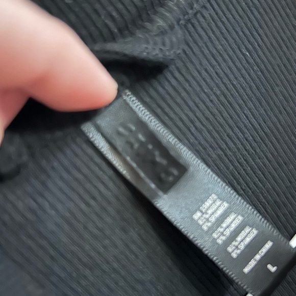 SKIMS Women’s Large Pajama Top in Black #T1672 Buttery Soft Button Front Pocket - Picture 7 of 9